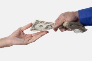 Nadwyżka VAT. Znajdź najkorzystniejszą formę jej zwrotu