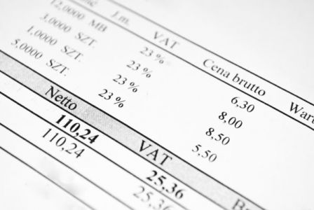Jak rozliczyć VAT z faktury, gdy stowarzyszenie będące OPP nie jest czynnym podatnikiem VAT?